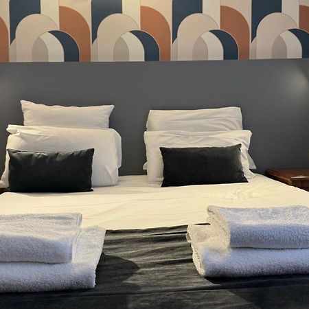 Hotel Le Bourgogne Évian-les-Bains Екстериор снимка