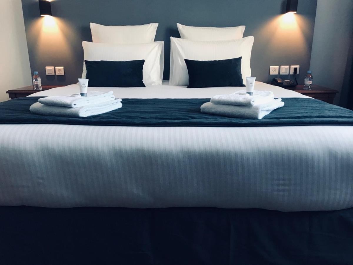 Hotel Le Bourgogne Évian-les-Bains Екстериор снимка