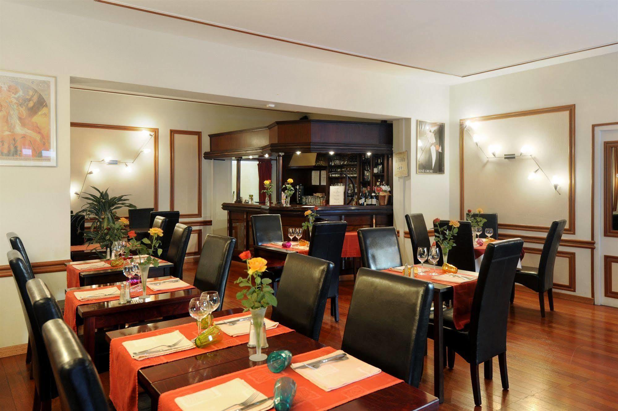 Hotel Le Bourgogne Évian-les-Bains Екстериор снимка